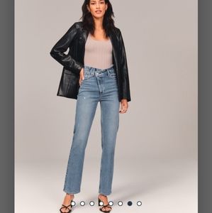 Abercrombie and fitch Ultra High Rise 90s Straight Jean Size 24